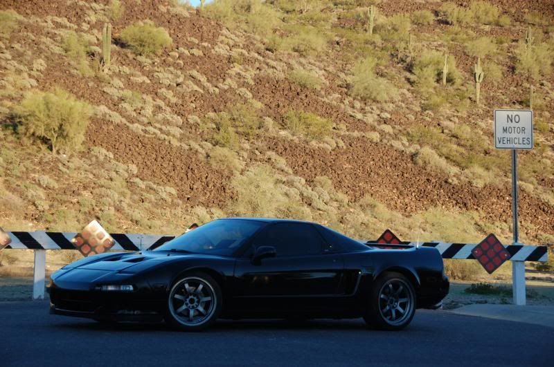 AZ: 1991 Acura NSX Berlina Black /Black interior 5 speed manual VIN